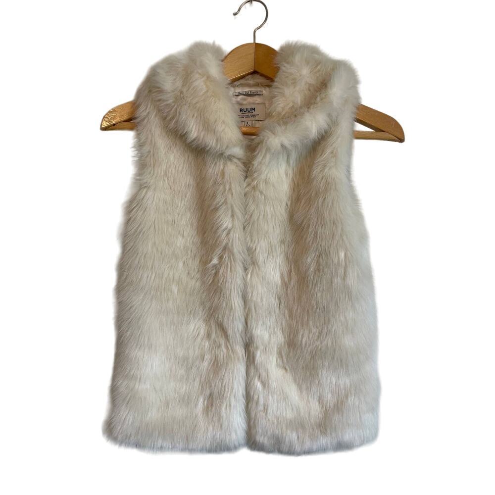 Ruum cream faux fur lined, collared vest solid zipper warm Size L (12).